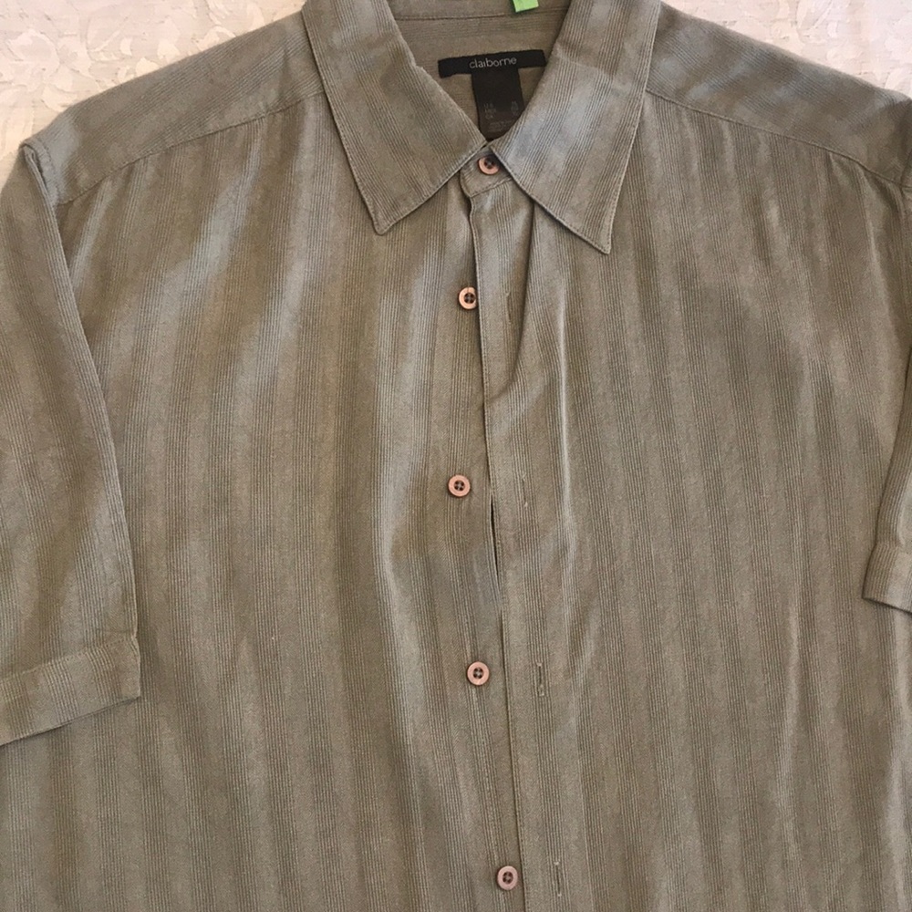 Mens Short Sleeve Claiborne shirt XL
